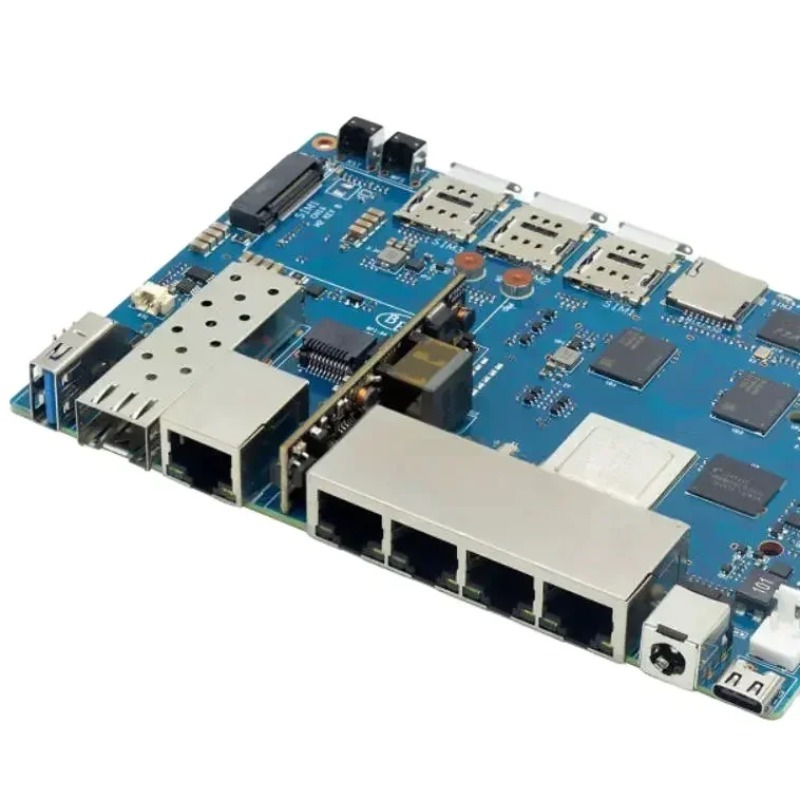 MTK MT7988A搭載、4GB RAMと8GB eMMC - Bananapi Bpi R4 Wifi 7 のレビューと価格